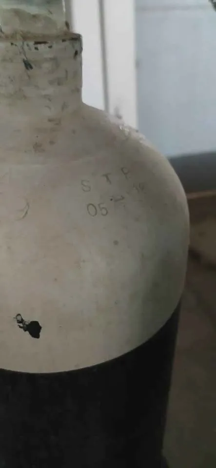 Oxygen cylinder good condition for sale - photo 4