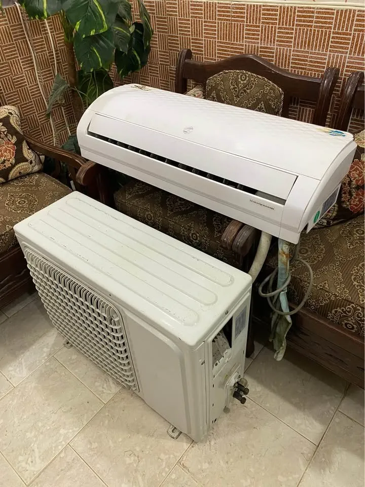 Pel 1 Ton Inverter Air Conditioner - For Sale in Gulshan-e-Iqbal, Karachi - photo 2