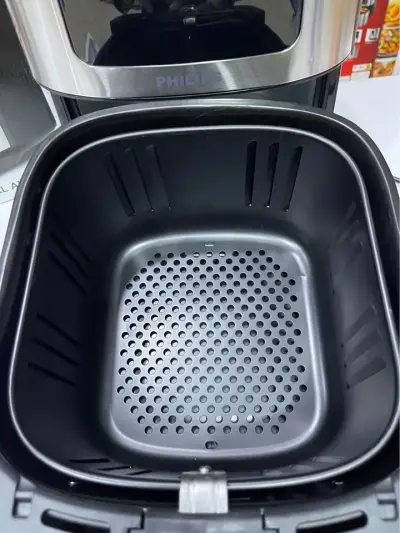 Philips Air Fryer 8 Litre Capacity Model # HD-9727 Dual Heavy Element Digital ITALY Lott for Sale in Korangi, Karachi - photo 4