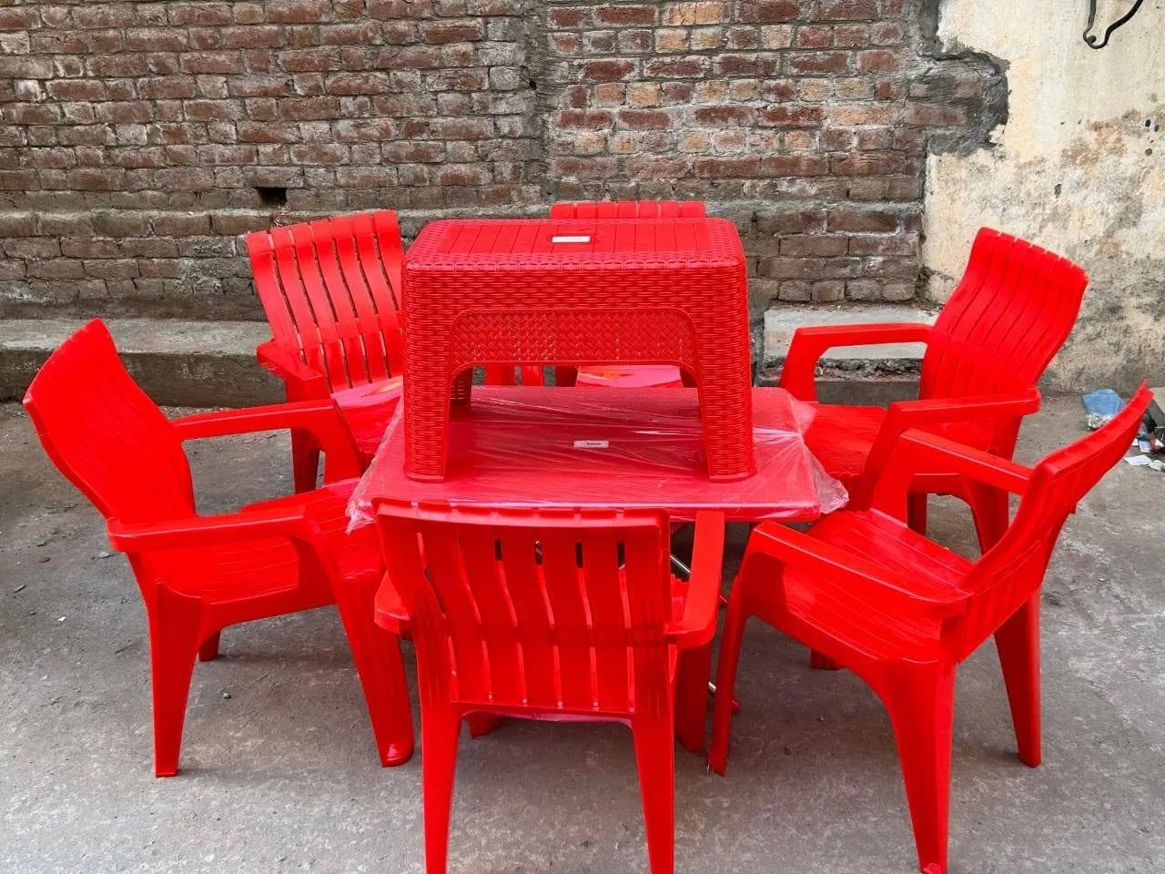Plastic chairs and table 100% pure plastic Available - photo 7