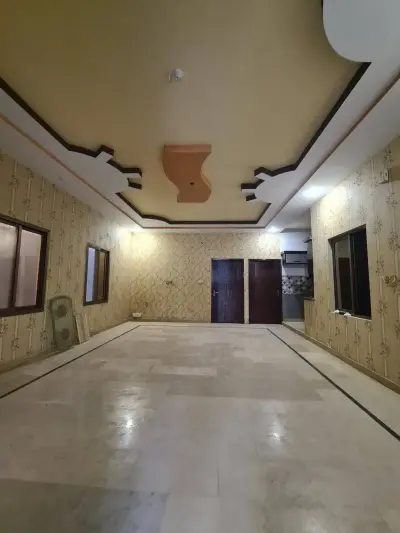portion available for rent - photo 2