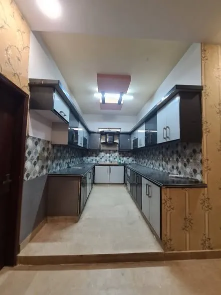 portion available for rent - photo 4
