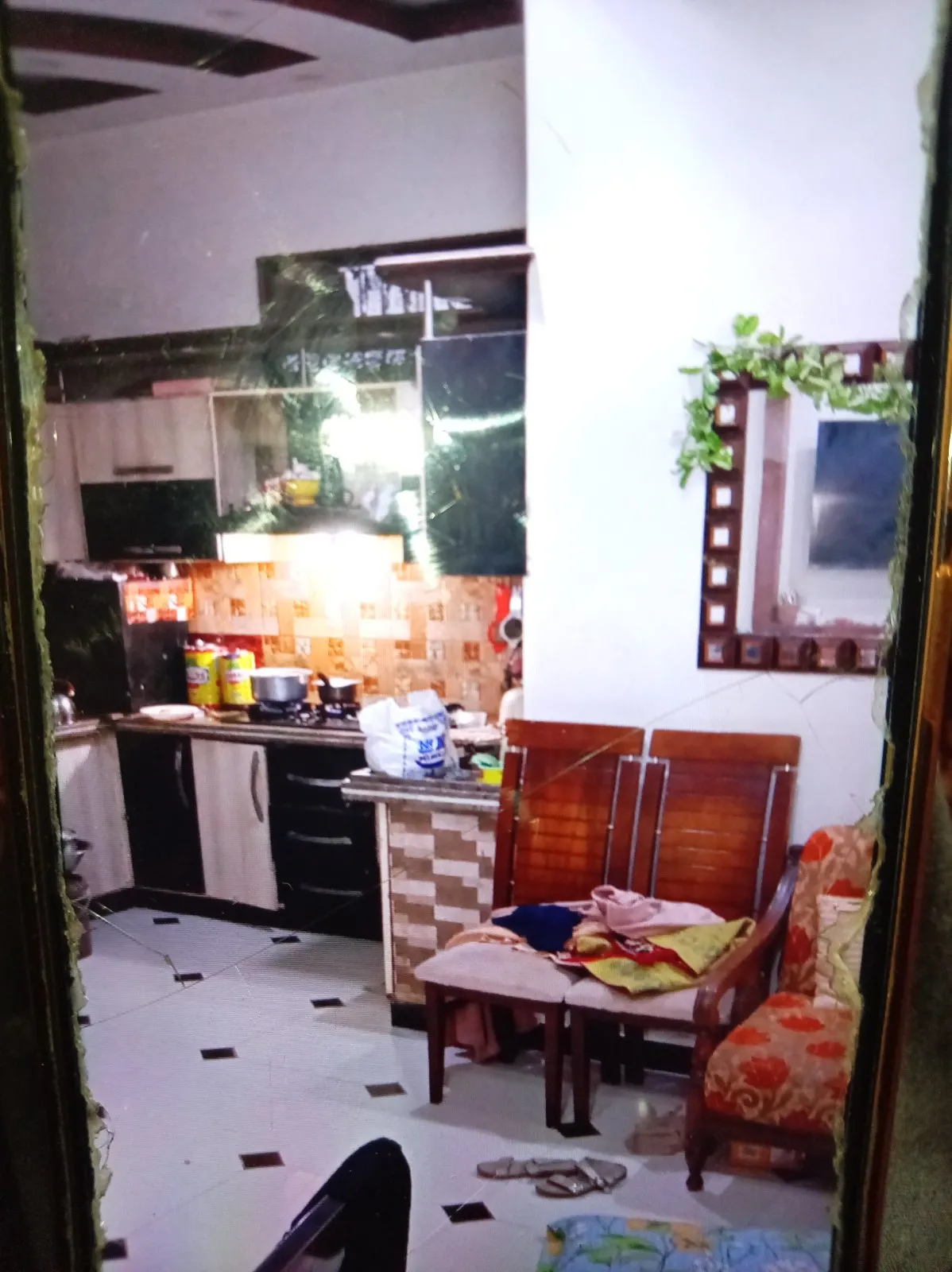 Portion west open available for sale (5 room) 1.65 cr Demands - photo 3