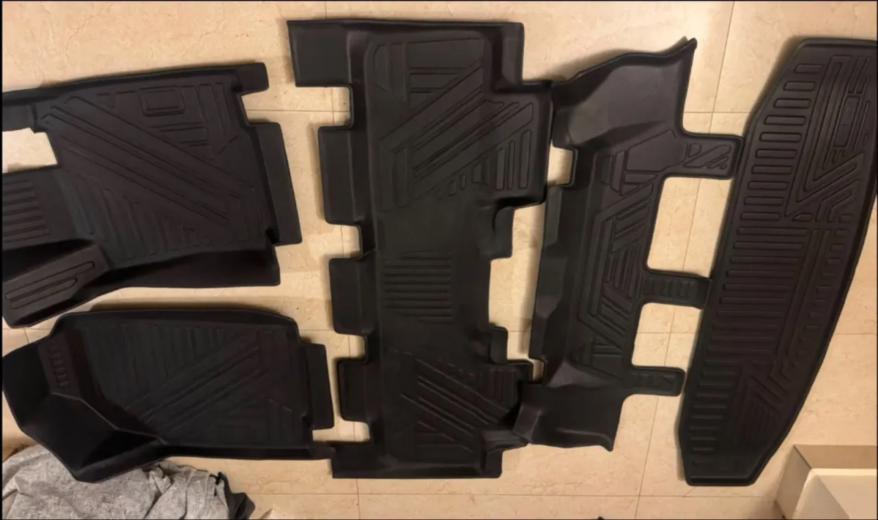 Premium 3D Car Floor Mats Set – Heavy Duty & Waterproof For Sale in Gulistan-e-Jauhar | Karachi Ads - photo 1