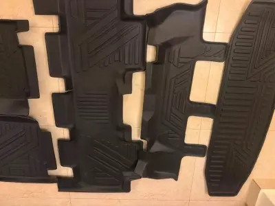Premium 3D Car Floor Mats Set – Heavy Duty & Waterproof For Sale in Gulistan-e-Jauhar | Karachi Ads - photo 2