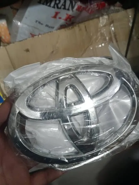 π Premium Car Front Grille Emblems Available! β¨ For Sale in Gulistan-e-Jauhar | Karachi Ads - photo 3