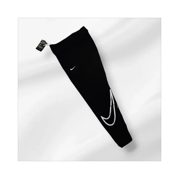 Premium quality imported trousers, shirts and track suit available for ur gym wear - photo 1