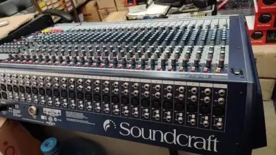 Product : Soundcraft GB4 24 Channels Mixer with New fly case