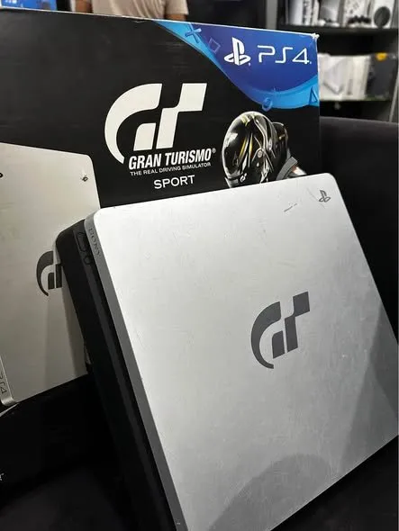 🎮 PS4 Slim Jailbreak – Ready for Gaming! - photo 1