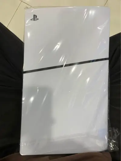 PS5 Slim Digital Edition For Sale in Gulistan-e-Jauhar, Karachi - photo 2