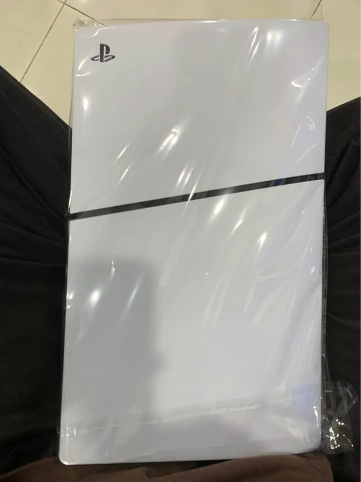PS5 Slim Digital Edition For Sale in Gulistan-e-Jauhar, Karachi - photo 2