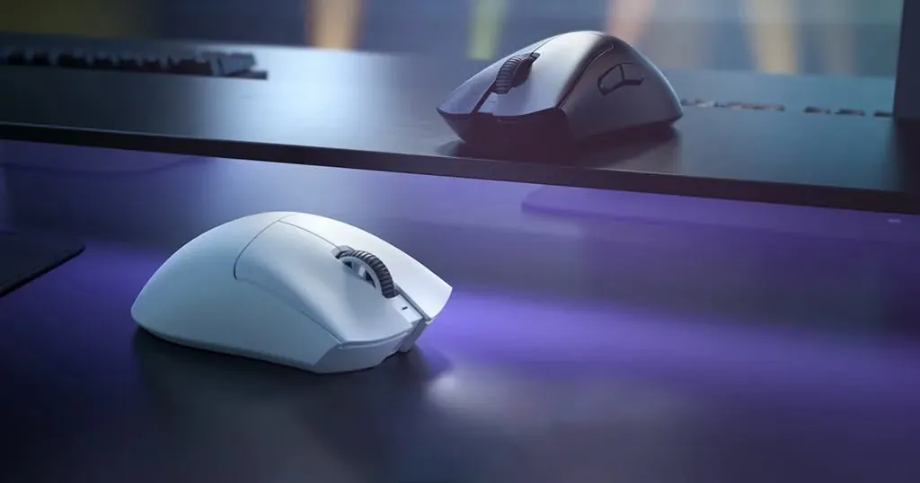 Razer DeathAdder V3 Pro Wireless gaming mouse For Sale in New Karachi, Karachi - photo 5