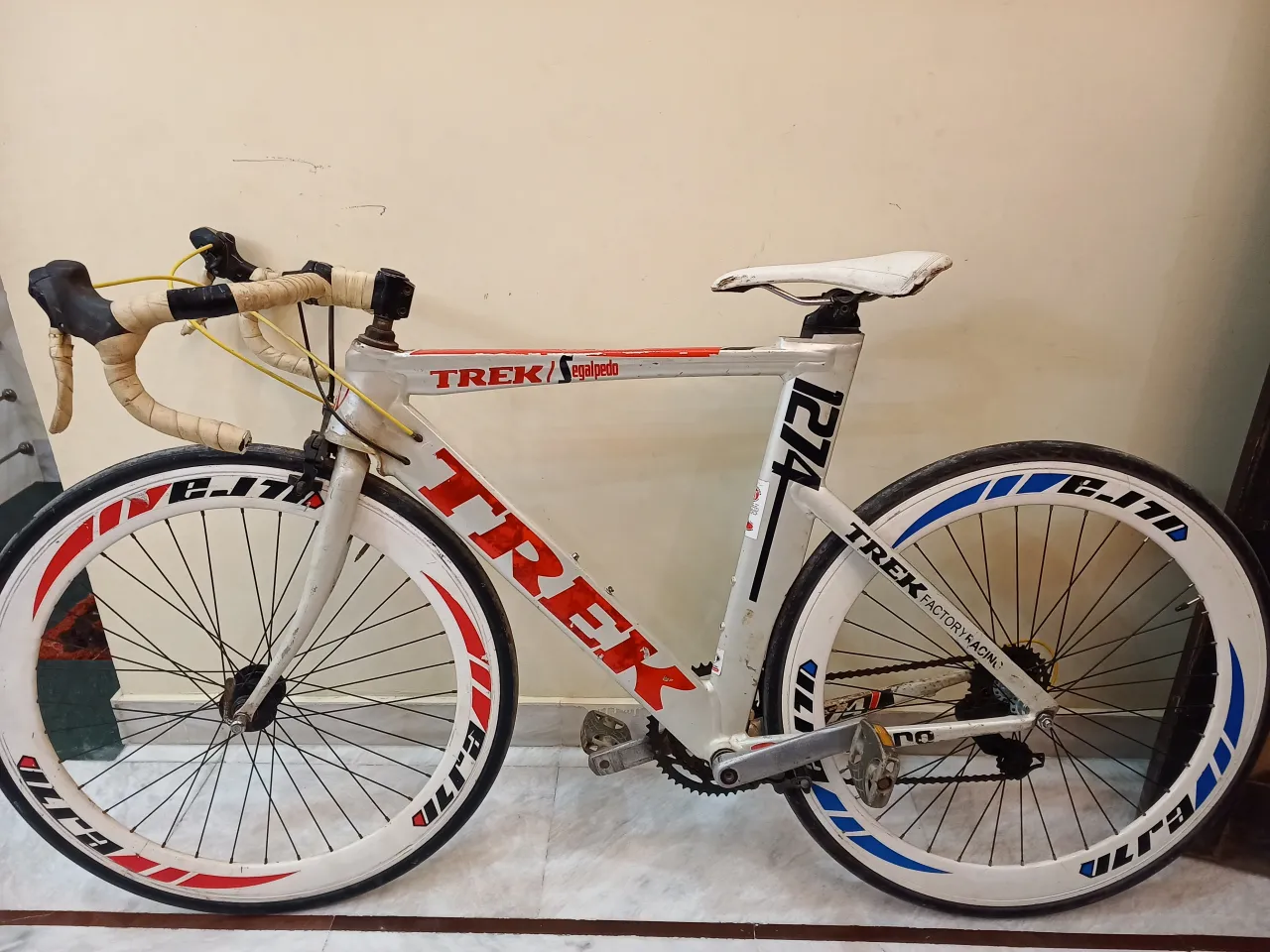 Road bike For Sale in Korangi Industrial Area | Karachi Ads - photo 2