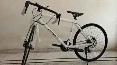 Road bike For Sale in Korangi Industrial Area | Karachi Ads - photo 3