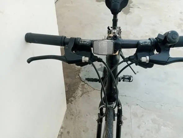 Road bike good condition aluminum frame For Sale in New Karachi | Karachi Ads - photo 4