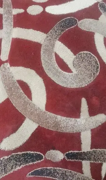 Rug available for sale. Excellent condition - photo 3