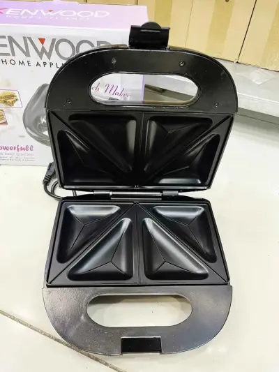 Sandwich Maker (Random Model) for Sale in Gulshan-e-Iqbal, Karachi - photo 2