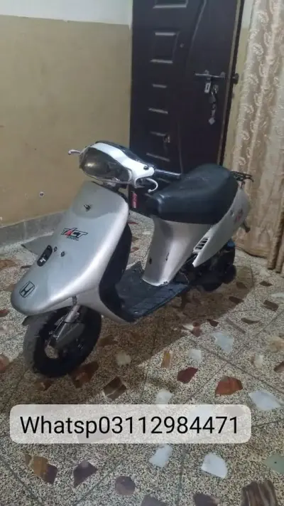 Scooty Honda 49cc
