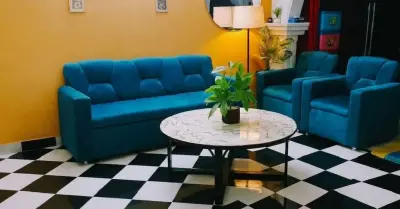 Selling 5 seater Sofa Set For Sale in Malir | Karachi Ads