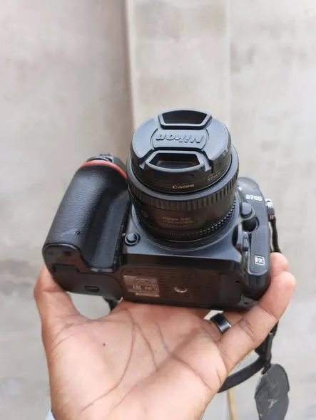Selling Nikon D750 with 50mm lens For Sale in Gulistan-e-Jauhar, Karachi - photo 3