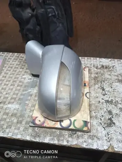side mirror silver colour in very Pristine condition 2006 model For Sale in North Karachi | Karachi Ads