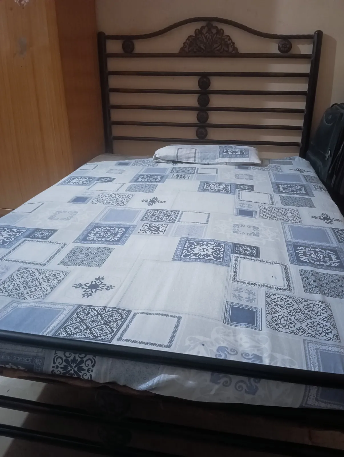 Single Bed - photo 1