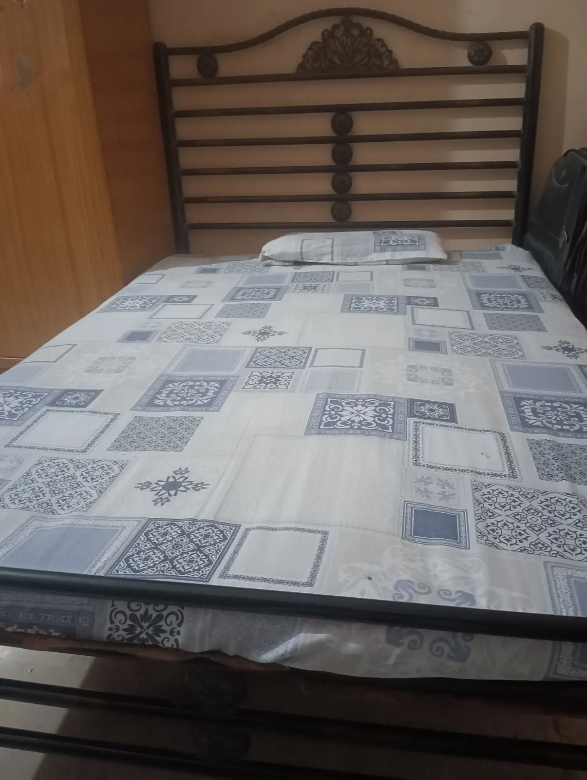 Single Bed - photo 3