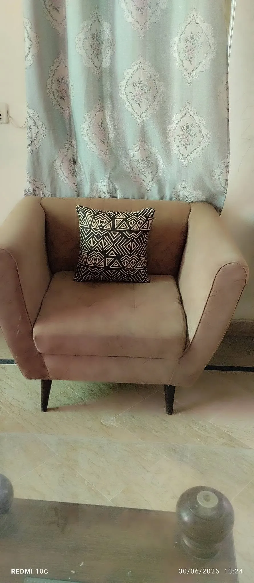 Sofa urgently just because of shifting For Sale in Scheme 33 | Karachi Ads - photo 5