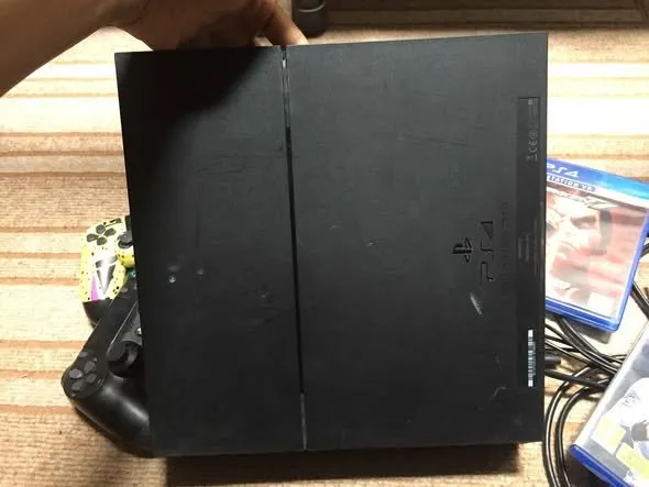 Sony PlayStation 4 (PS4) — Excellent Condition | Complete Bundle - photo 4