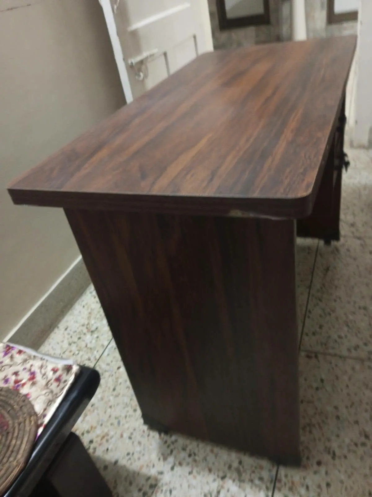 Study table - photo 5