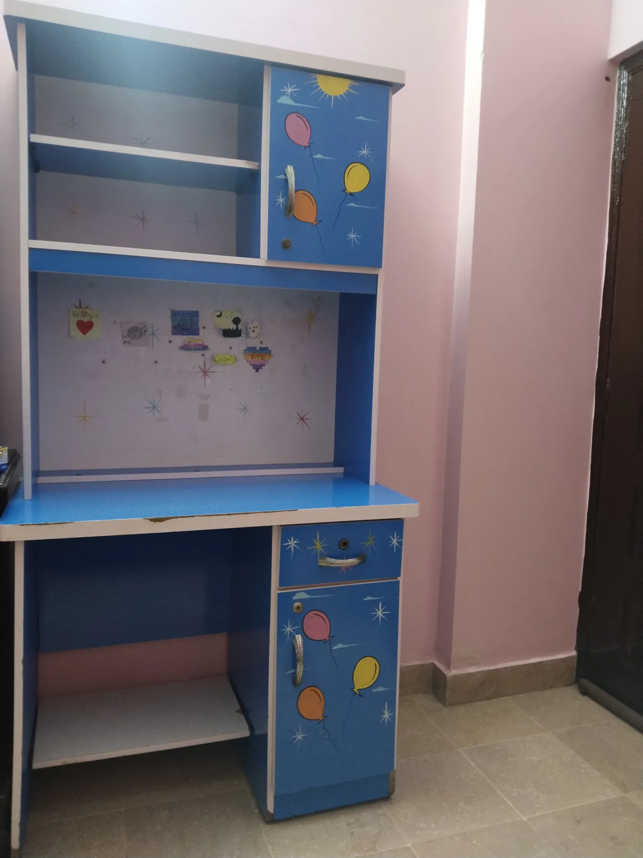 Study table with folding chair For Sale in Gulshan-e-Iqbal Block 10, Karachi - photo 2