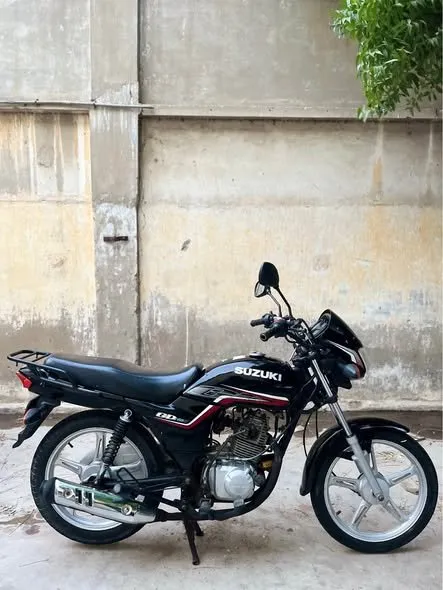 Suzuki GD 110 Motorcycle for Sale – Excellent Condition - photo 3