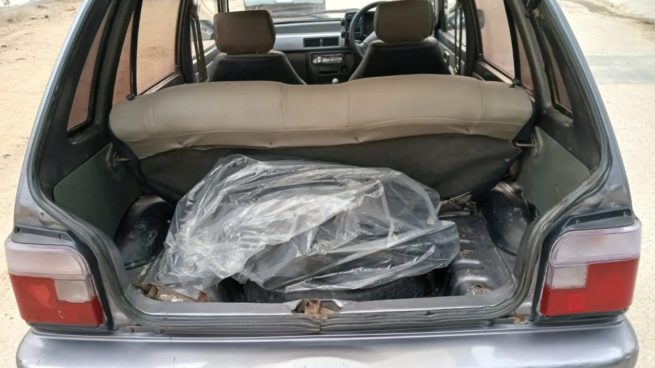 Suzuki Mehran VXR 2018 1st Owner For Sale in Gulshan-e-Iqbal Block 10 | Karachi Ads - photo 14