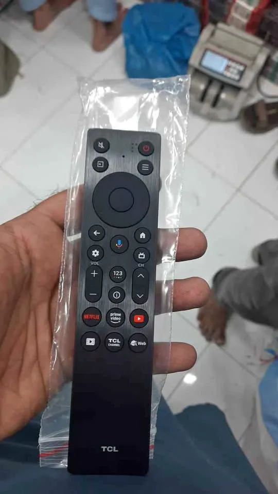 TCL Original TCL Voice Remote Control RC923A FMB1-Compatible with TCL C815,P725,C715,P615,S6500 For Sale in New Karachi, Karachi - photo 1