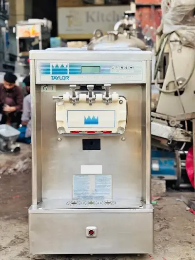 This item is a Taylor model 337-27 soft-serve ice cream machine.