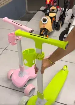 Tinimini New Foldable 3-Wheel Kids Scooter - photo 6