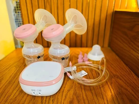 Tommee tippee double breast pump - photo 2