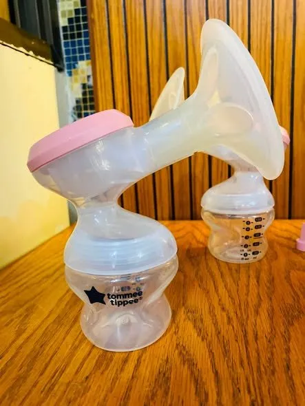 Tommee tippee double breast pump - photo 3