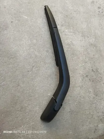 Toyota Aqua Rear Trunk Wiper Available For Sale in Gulistan-e-Jauhar | Karachi Ads