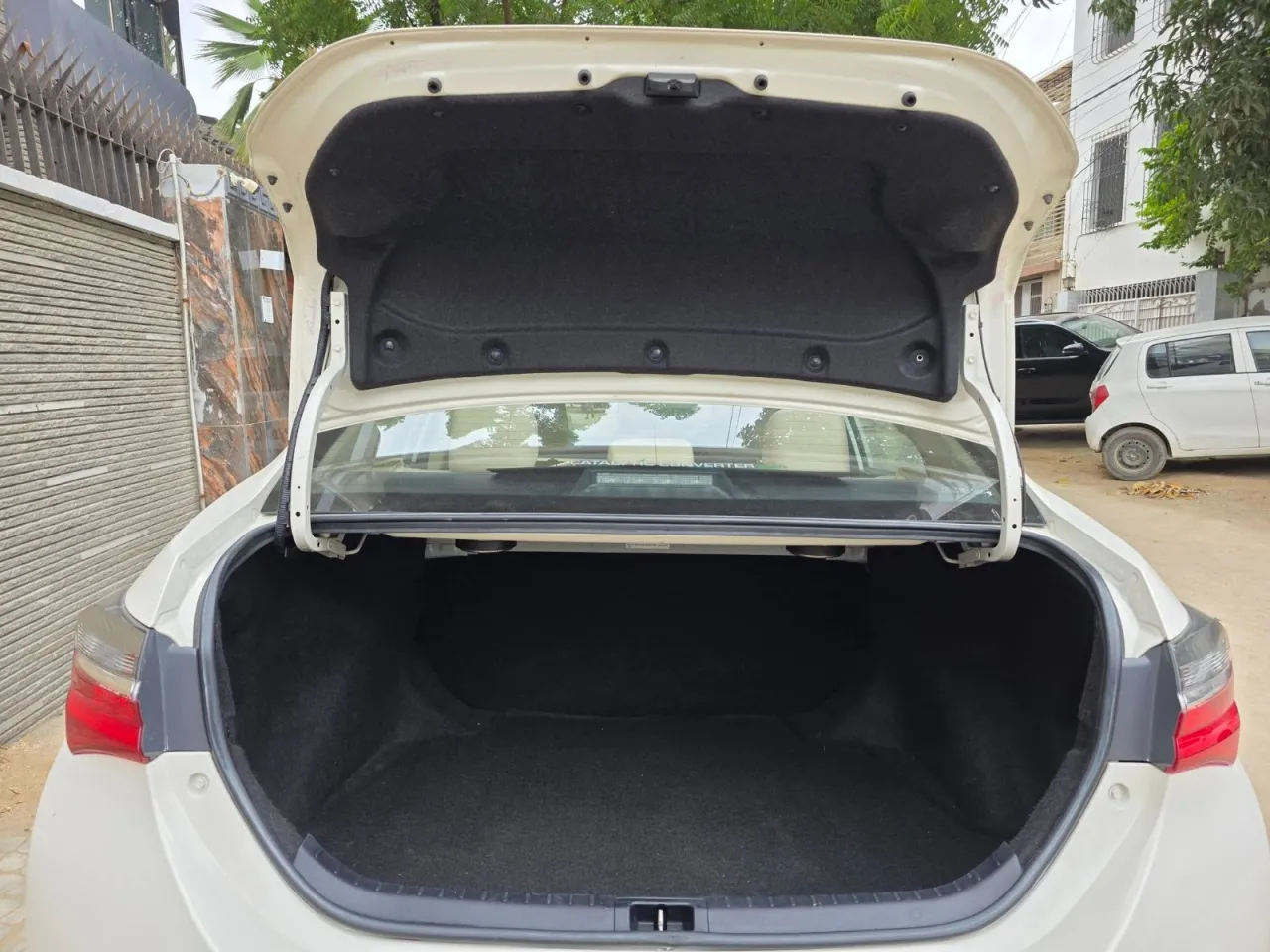 TOYOTA COROLLA GLI AUTOMATIC For Sale in DHA City Karachi | Karachi Ads - photo 2