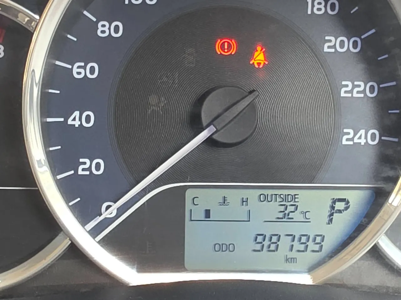 TOYOTA COROLLA GLI AUTOMATIC For Sale in DHA City Karachi | Karachi Ads - photo 3