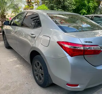 Toyota Corolla GLi Automatic 2015 For Sale in DHA Defence | Karachi Ads - photo 7