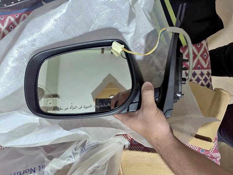 Toyota Corolla GLI/XLI (2010 2012) Left Side View Mirror For Sale in Gulshan-e-Iqbal | Karachi Ads - photo 2
