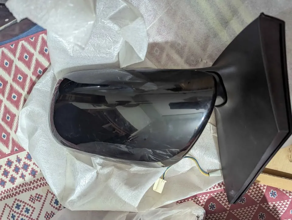Toyota Corolla GLI/XLI (2010 2012) Left Side View Mirror For Sale in Gulshan-e-Iqbal | Karachi Ads - photo 3