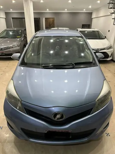 TOYOTA VITZ 1.0 (AUTOMATIC)