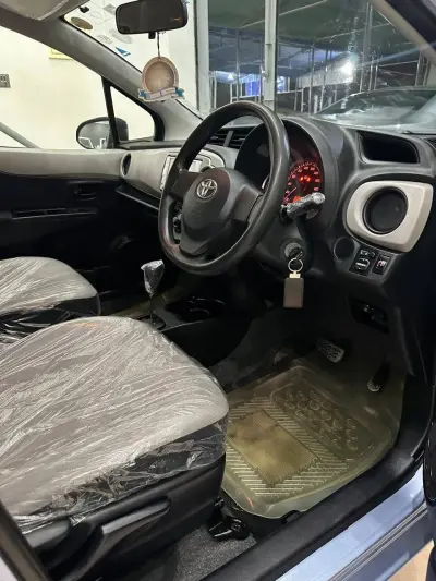 TOYOTA VITZ 1.0 (AUTOMATIC) - photo 6