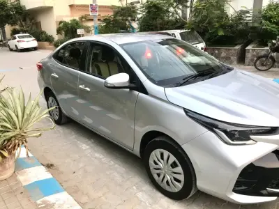 Toyota Yaris GLi Cvt 1.3