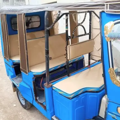 United Auto Rickshaw | Excellent Condition | For Sale in Scheme 33 | Karachi Ads - photo 2