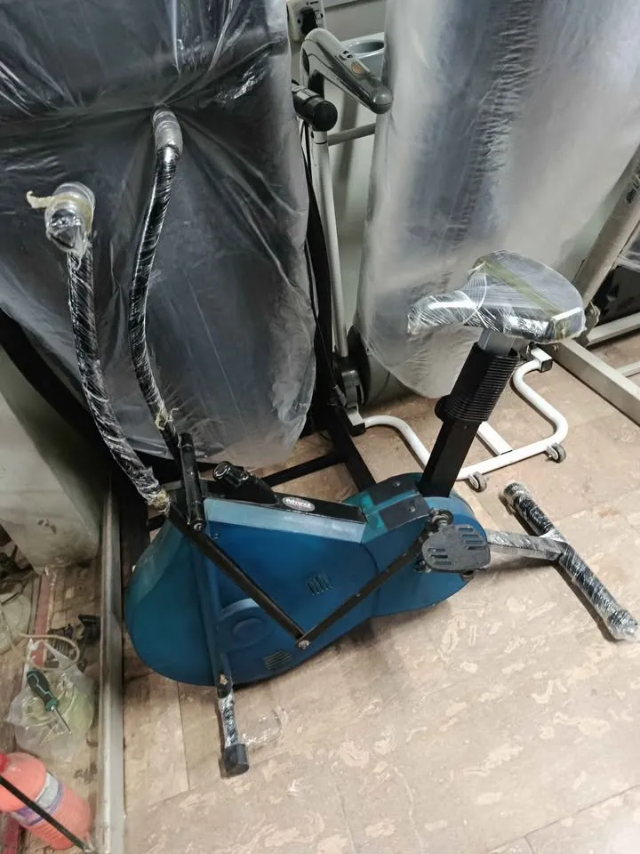 Used exercise bikes recumbent spin bikes - photo 8