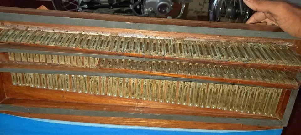 used Harmonium - photo 1